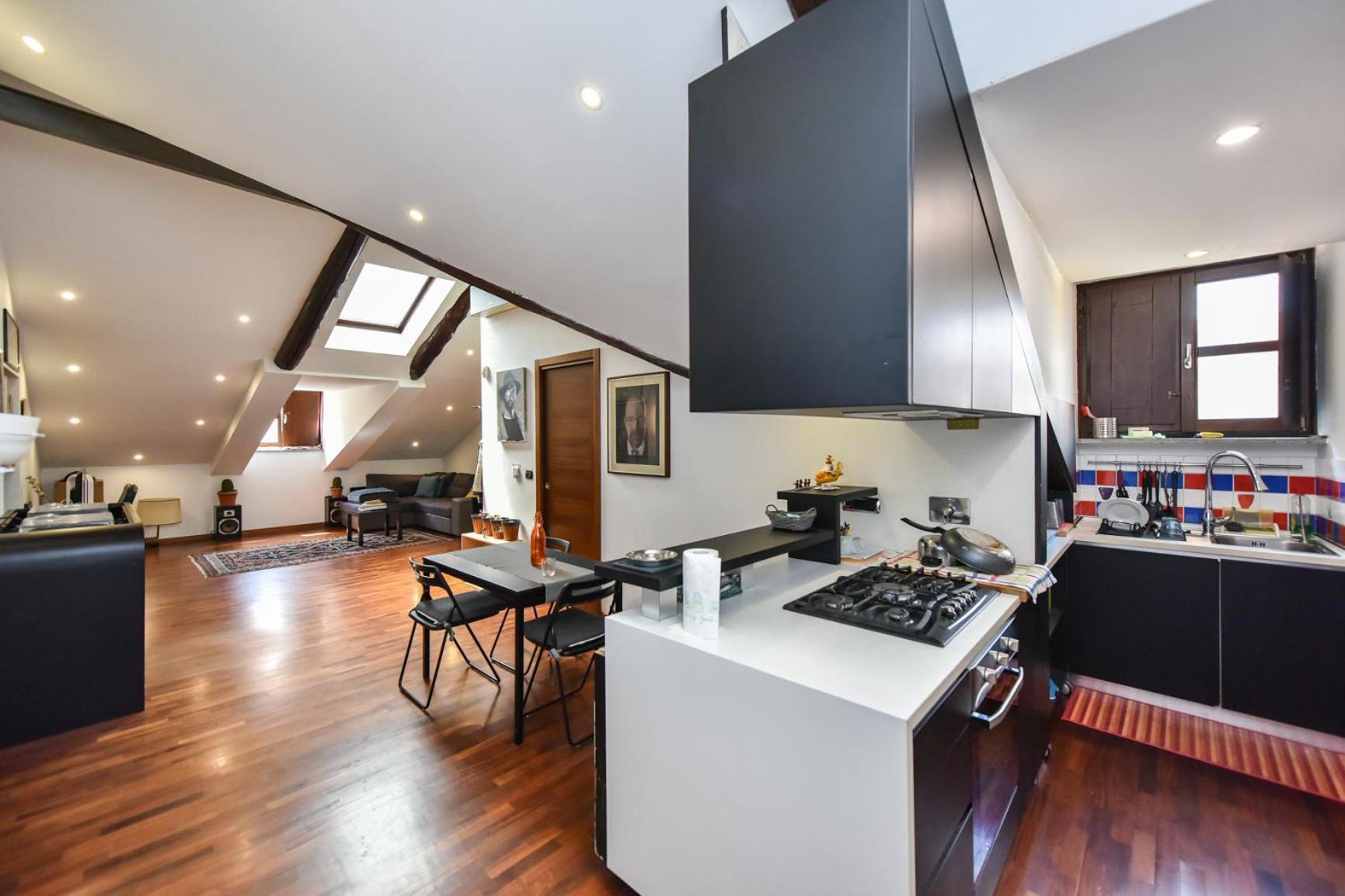 Modern Apartment Piazza Statuto Porta Susa Fs Turijn Buitenkant foto
